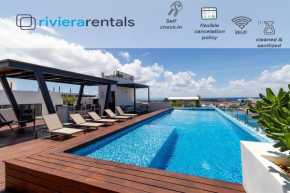Luxurious and new 2 bedroom apartment with private jacuzzi